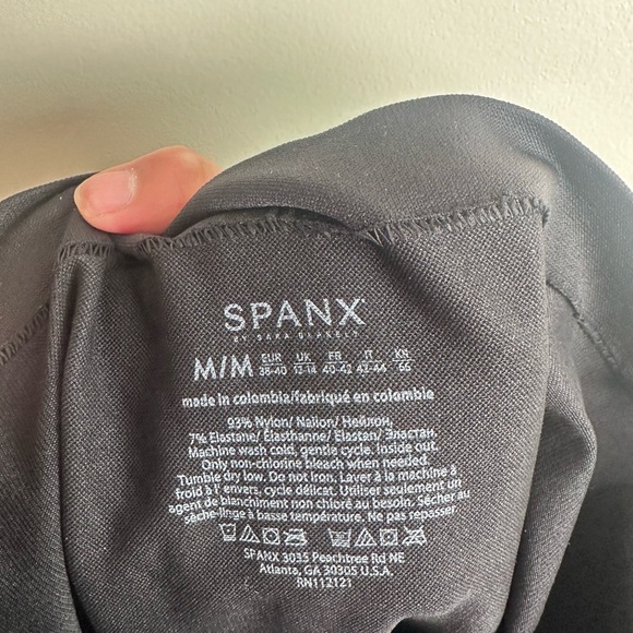 NEW SPANX Women's High Waisted Tummy Control Look at Me Now Black Leggings Med - Picture 8 of 9